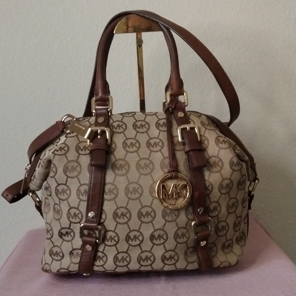 Michael Kors Bags Michael Kors Bedford Bowling Bag Signature Logo